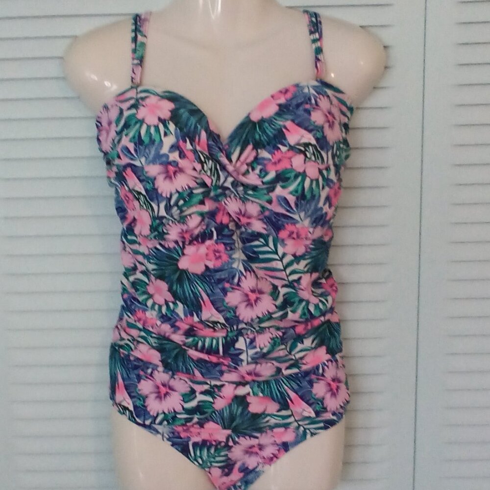 SHORE SHAPES SWIMWEAR TROPICAL FLORAL RUCHED LINED ADJ STRAPS SWEATHEART NECK 16
